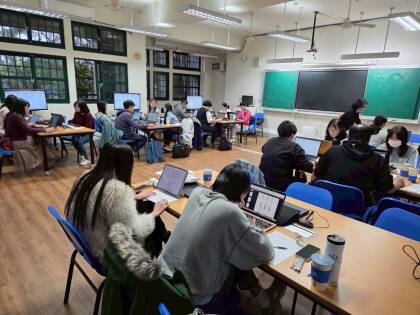 5.參加工作坊老師們嘗試發想，進行現場試作.jpg