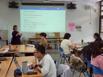 LINE_ALBUM_1150410勞動權在人權議題教學上的轉化與應用_260622_61.jpg