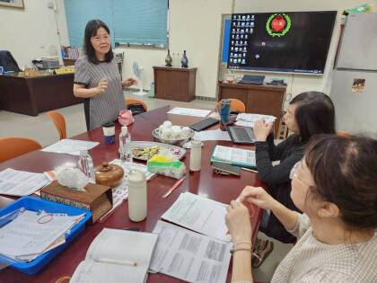 LINE_ALBUM_1150424校園修復式正義教材包撰寫第一場團員增能研習_260622_12.jpg