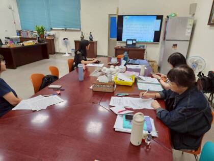 LINE_ALBUM_1150515修復式正義教材包撰寫第二場團員增能研習_260622_9.jpg