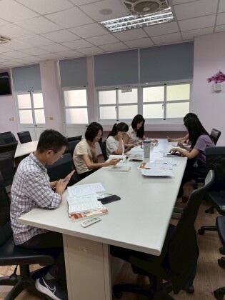 LINE_ALBUM_925團務會議_260707_2.jpg